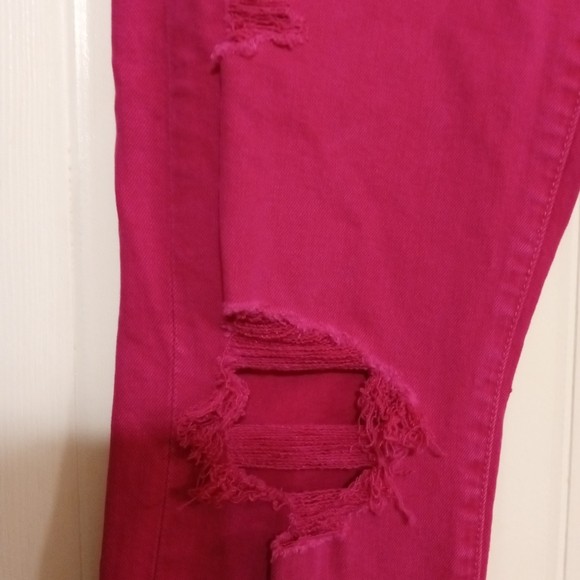 NWOT Joe's Jeans Pink Distressed Straight Leg - Picture 2 of 10